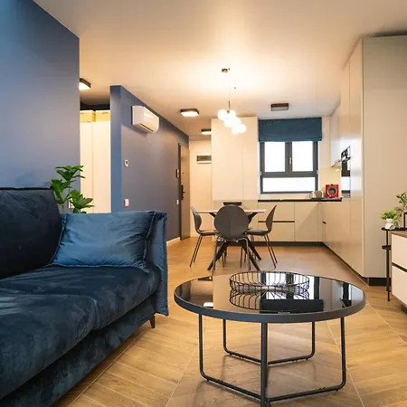 Poshspot Apartment *